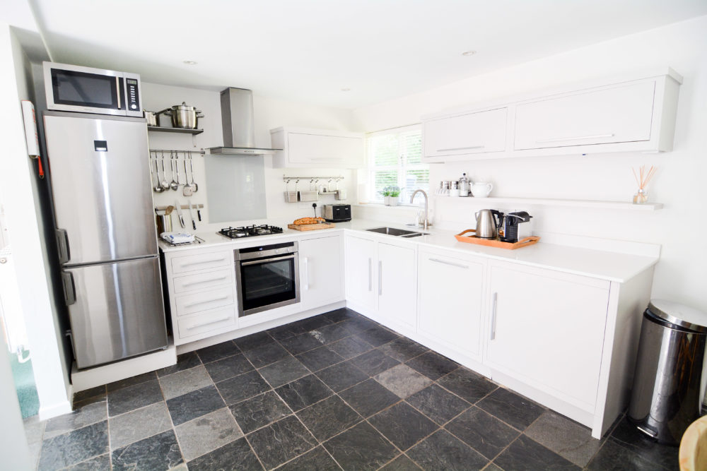 Kitchen in the nest, self catering accommodation near Winchester
